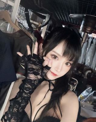 夹乳酷刑电影三级